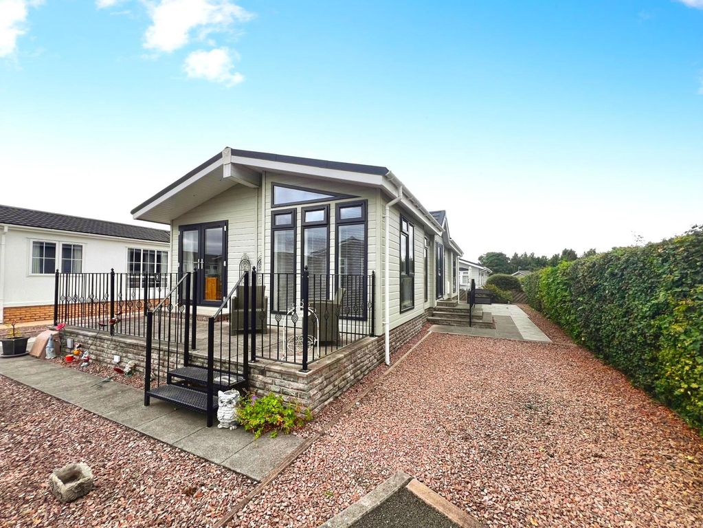 Property photo 1 of 15 Pbox-Img.Jpg