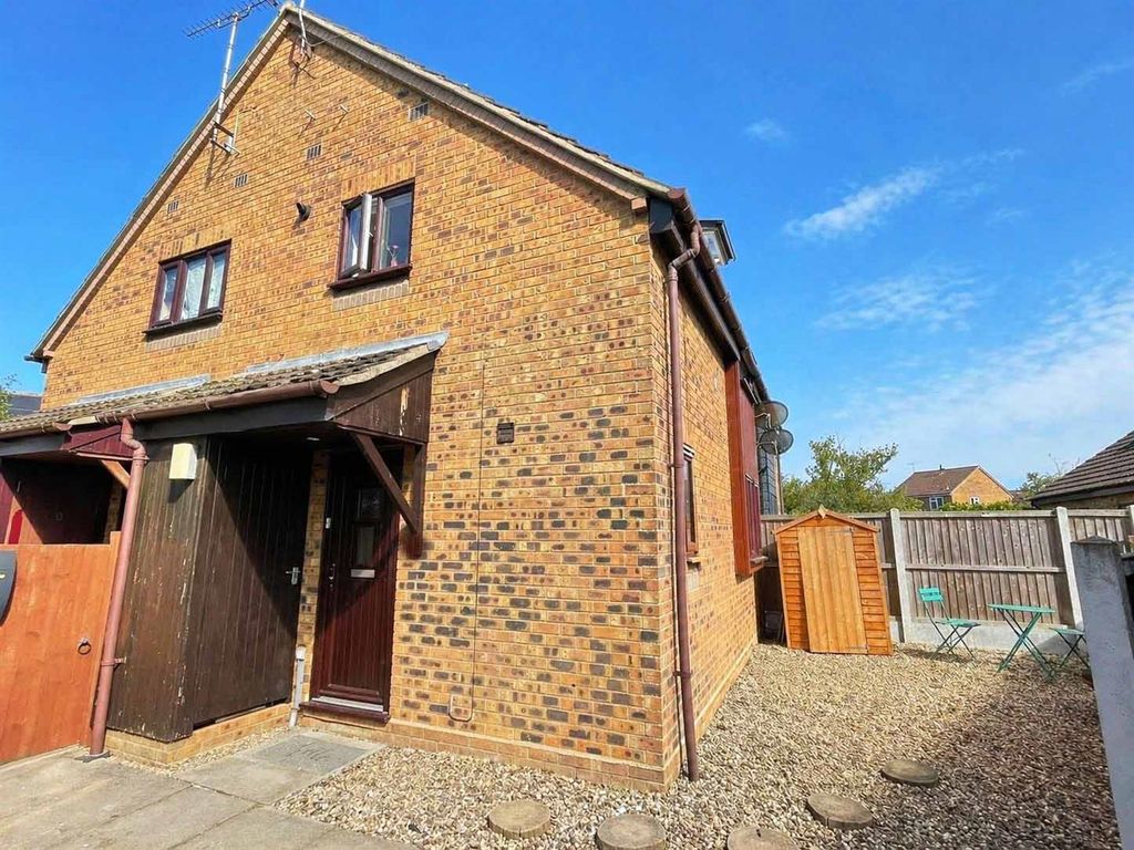 Property photo 1 of 17 Front.Jpg