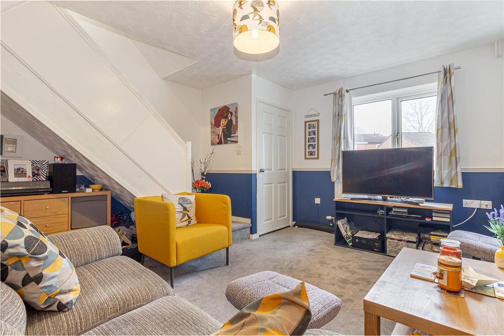 Property photo 2 of 18 Living-Room-4.Jpg