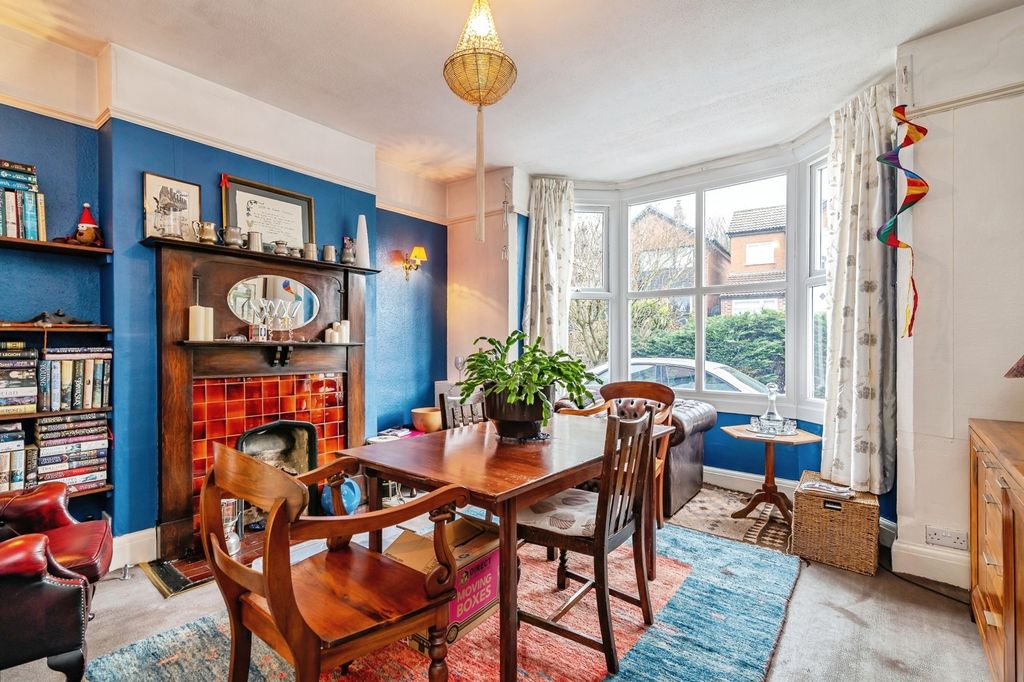 Property photo 3 of 32 Pbox-Img.Jpg