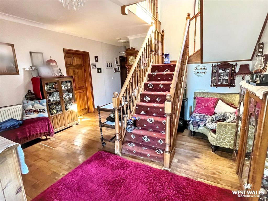 Property photo 2 of 36 Img_2060.Jpg