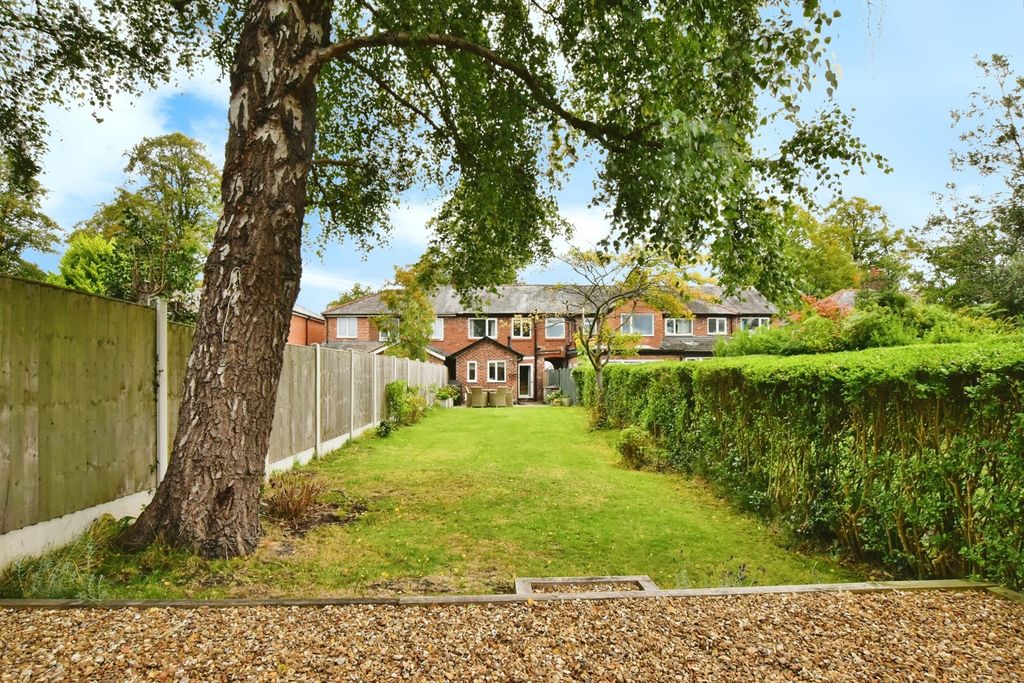 Property photo 3 of 17 Photo