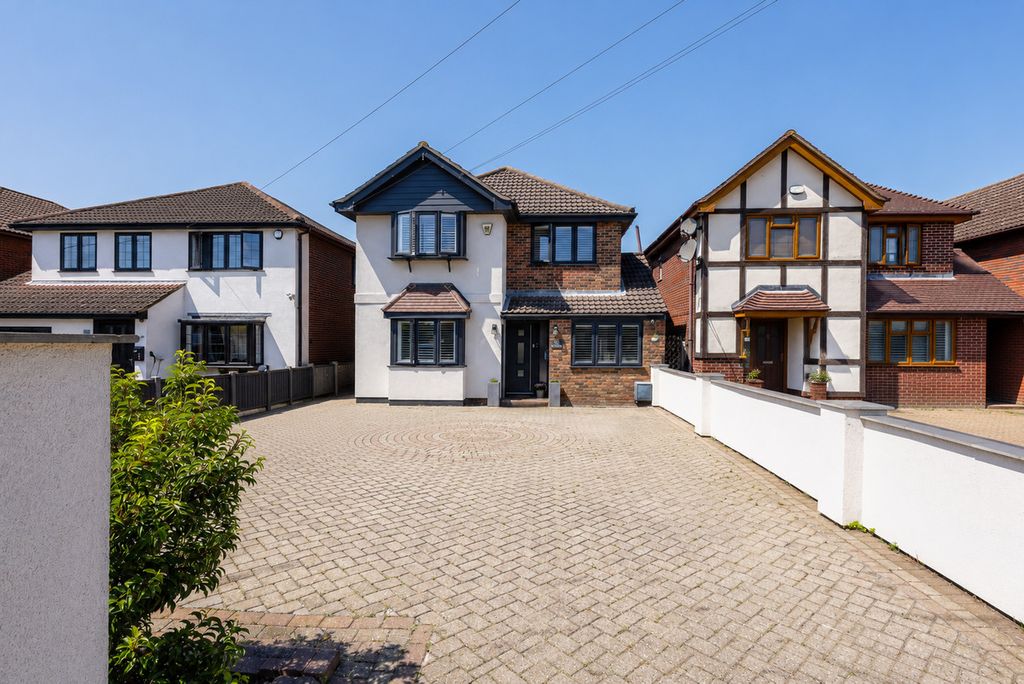 Property photo 1 of 40
