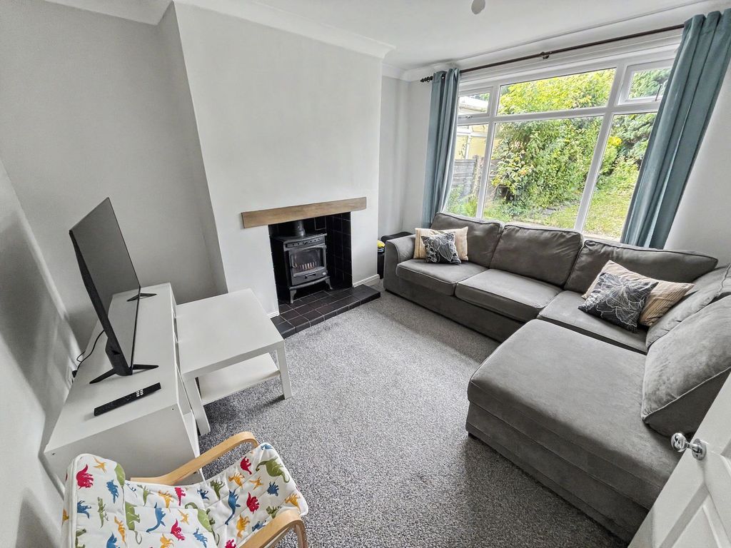 Property photo 3 of 16