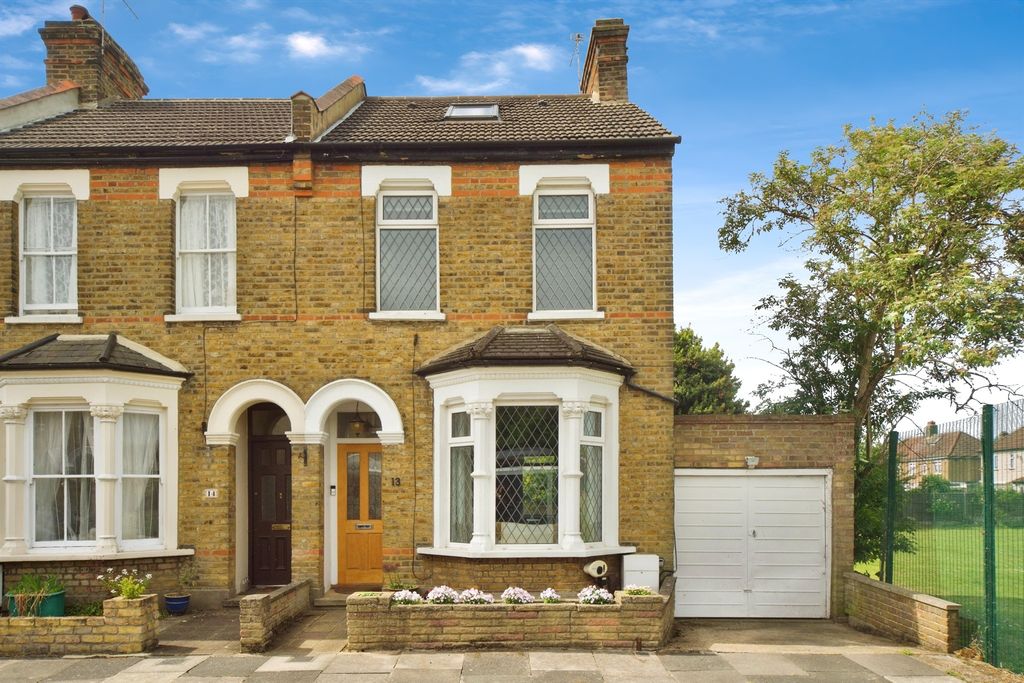 Property photo 1 of 16