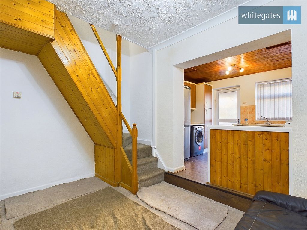 Property photo 3 of 10 Picture No. 04