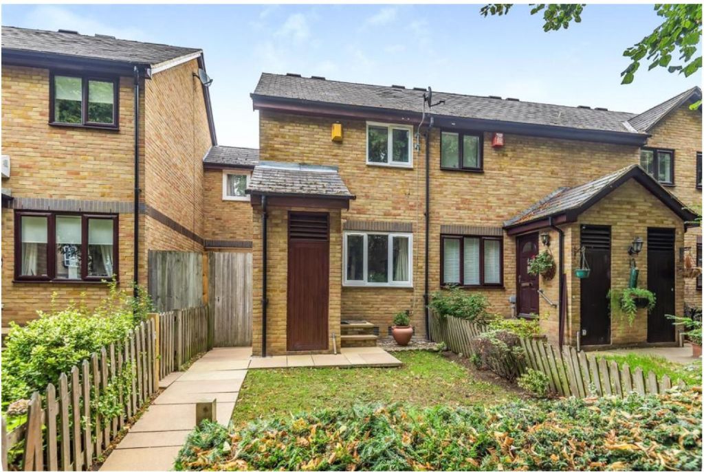 Property photo 1 of 24 Picture No. 03