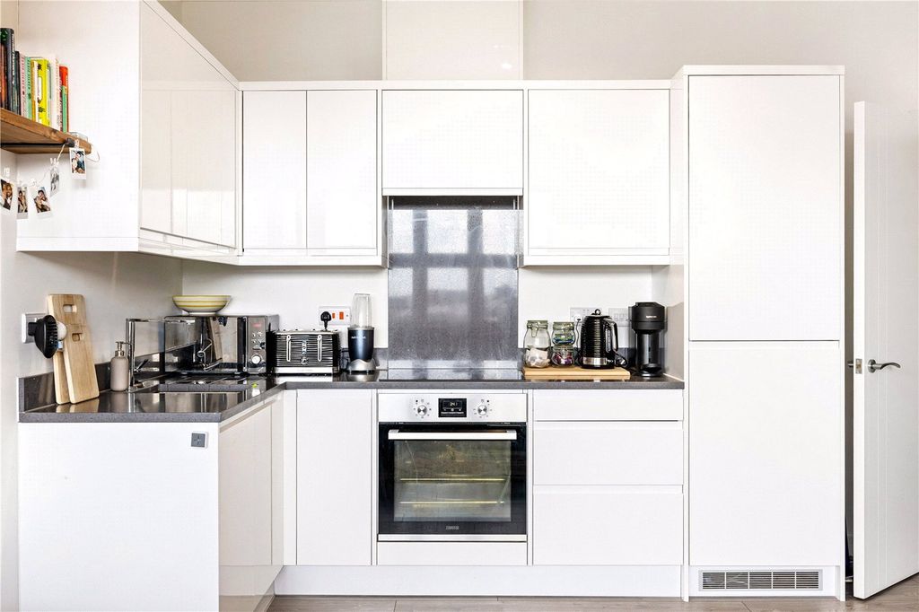 Property photo 3 of 14 Picture No. 09