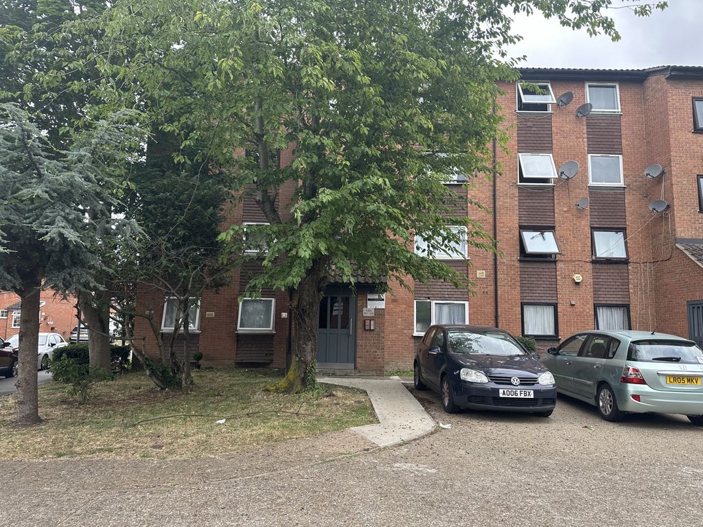 Property photo 2 of 5 Front Of Building