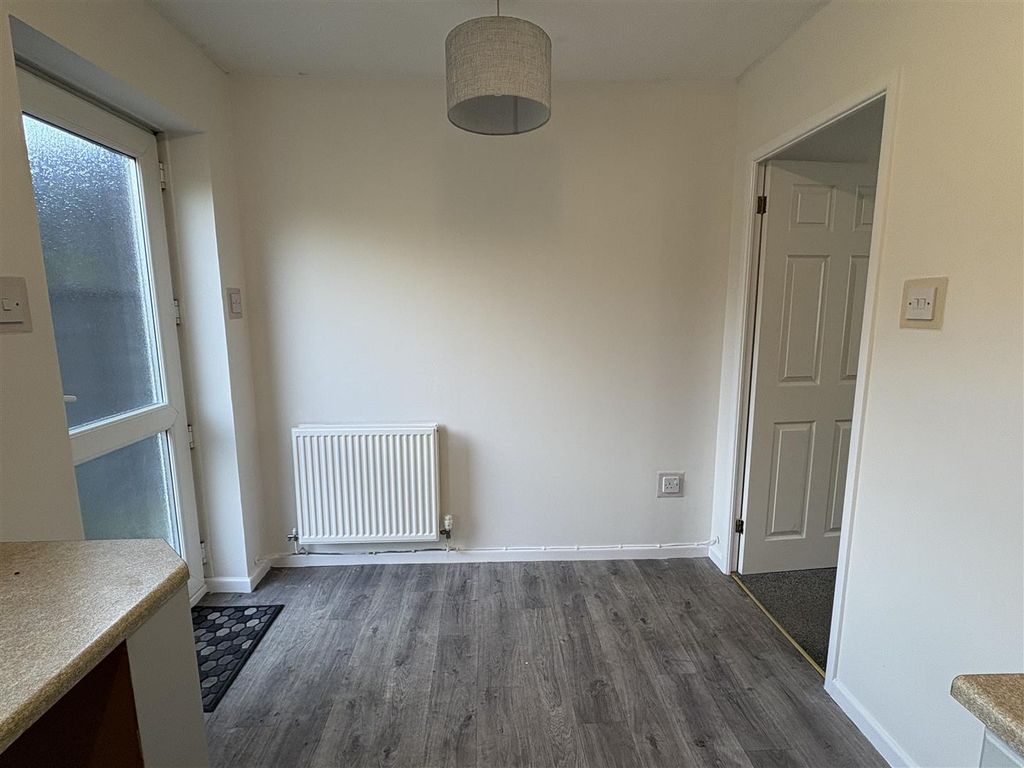 Property photo 3 of 13 Img_2971.Jpg