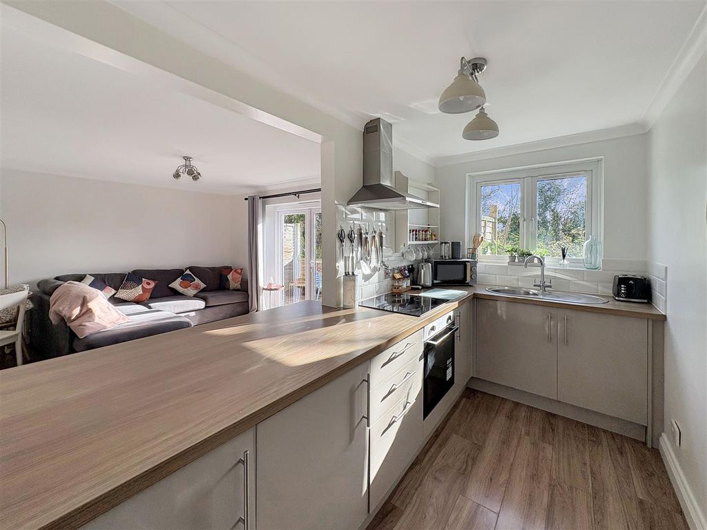 Property photo 2 of 13 3Dbaeb1d916Da4Dcf3Ec4Ebe2Dfbef742768c298 - Copy -