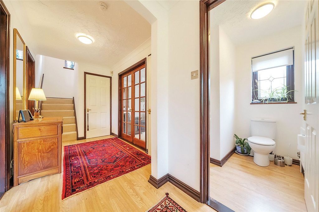 Property photo 3 of 17 Picture No. 02