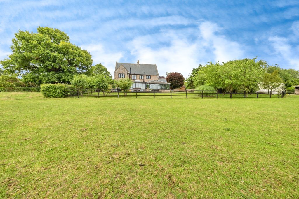 Property photo 3 of 36 Bf4A7269