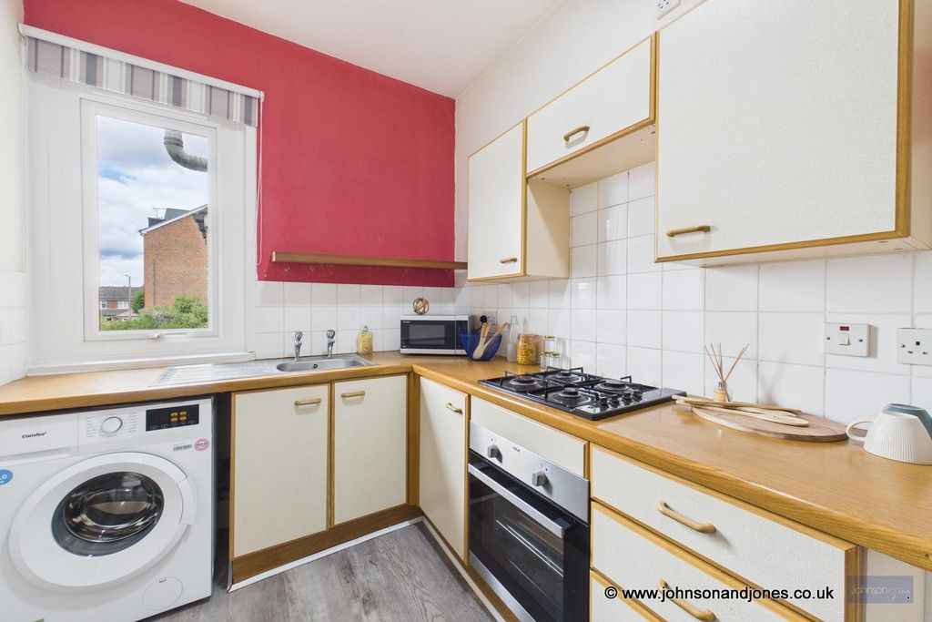 Property photo 3 of 10 Cam03220G0-Pr0254-Still001.Jpg