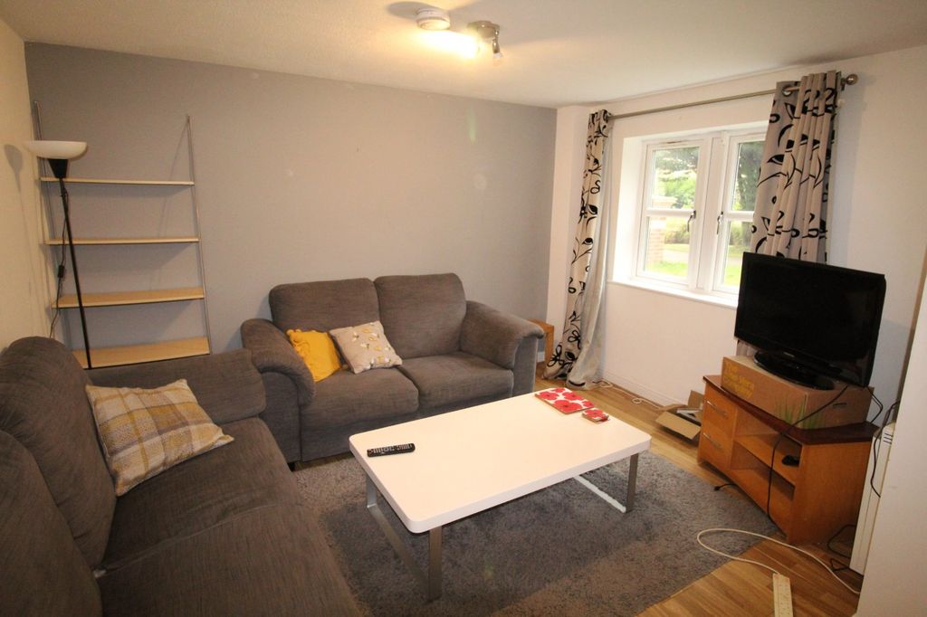 Property photo 2 of 18 Picture No. 21