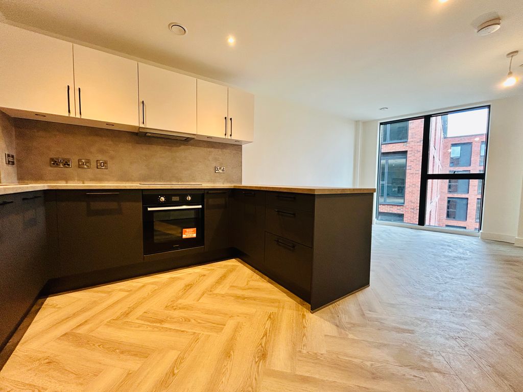 Property photo 2 of 5 Kitchen