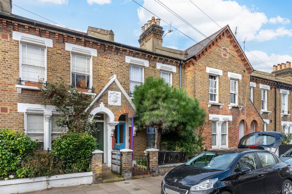 Property photo 1 of 10