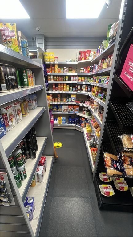 Property photo 3 of 6