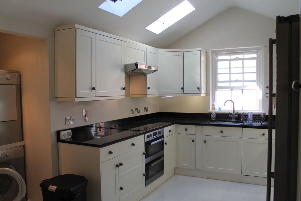 Property photo 2 of 7 3 Petersfield Kitchen.Jpg
