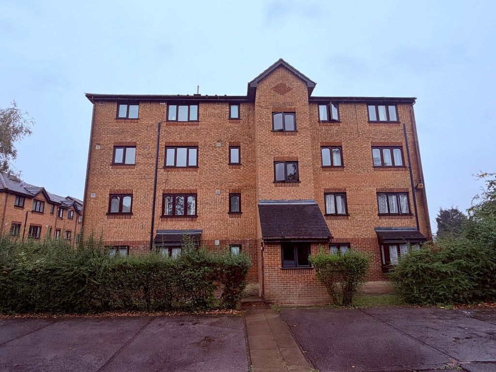 Property photo 1 of 5