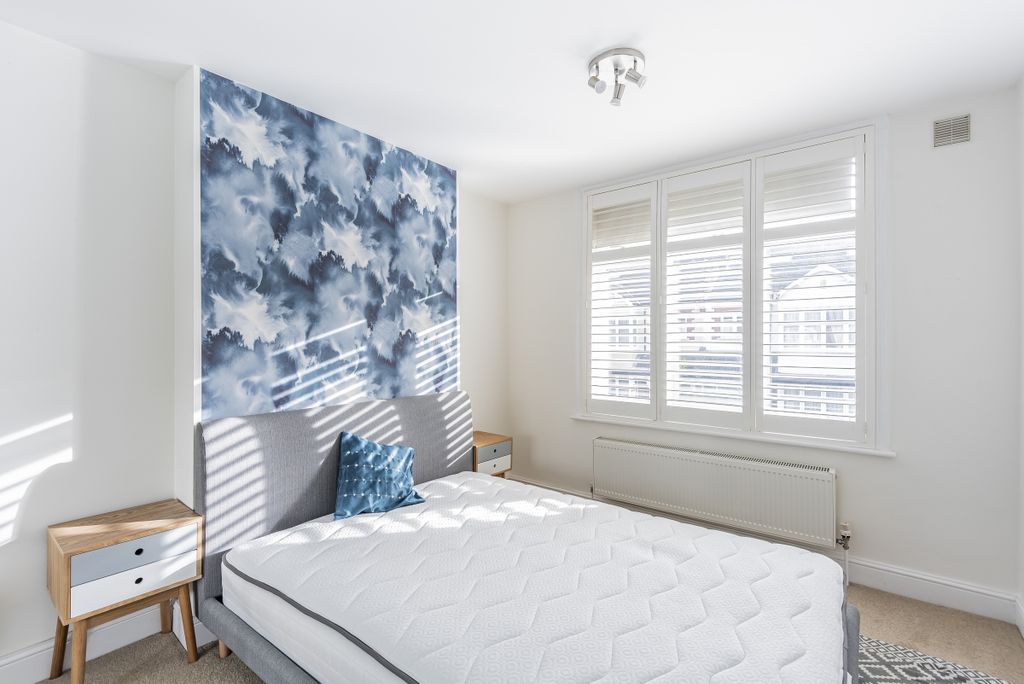 Property photo 2 of 5 675744 (4)