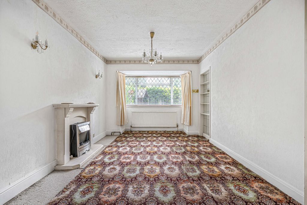 Property photo 2 of 14 12_80682.Jpg