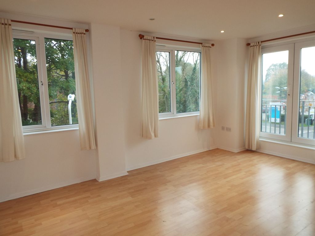 Property photo 3 of 8