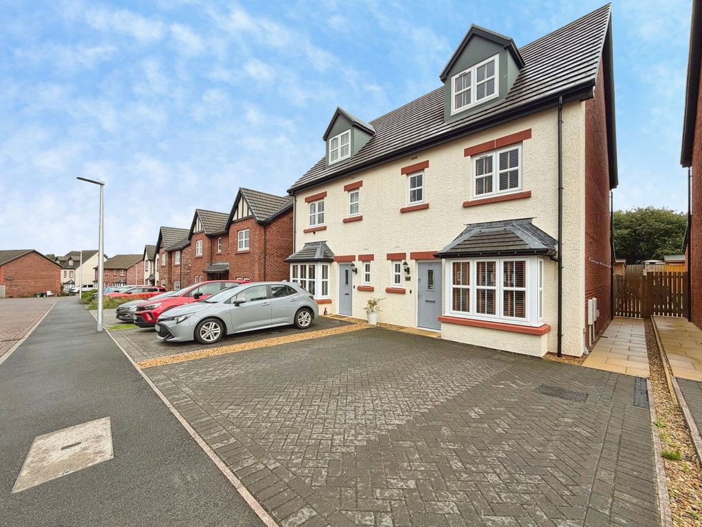 Property photo 1 of 26