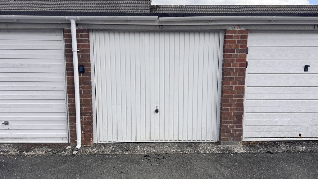 Property photo 1 of 3 Picture No. 01