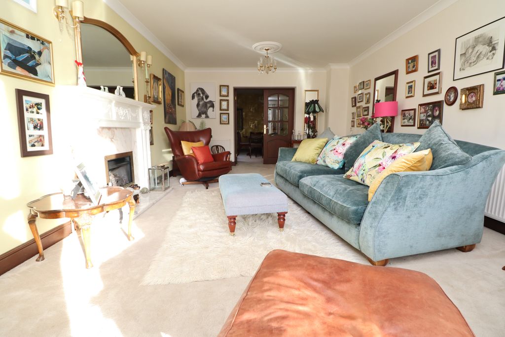 Property photo 3 of 32 Img_6771
