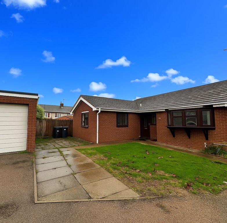 Property photo 1 of 15 Photo 17