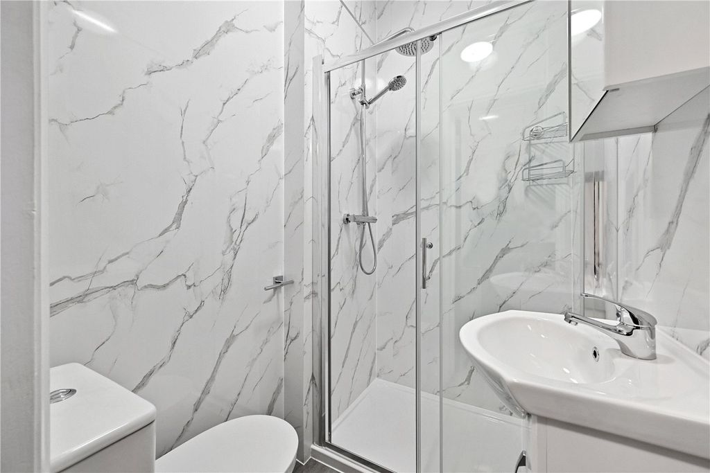 Property photo 3 of 13 Picture No. 15