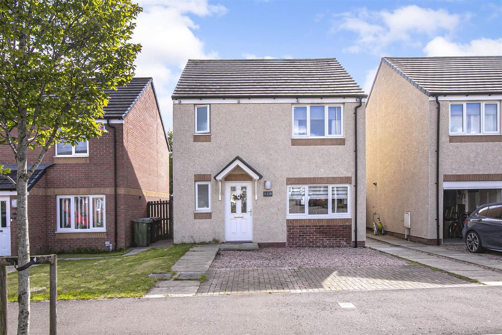 Property photo 1 of 32 7M3A3761.Jpg