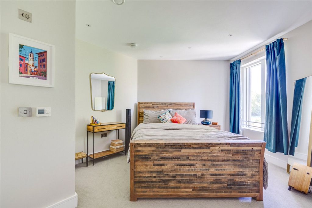 Property photo 3 of 15 Picture No. 03