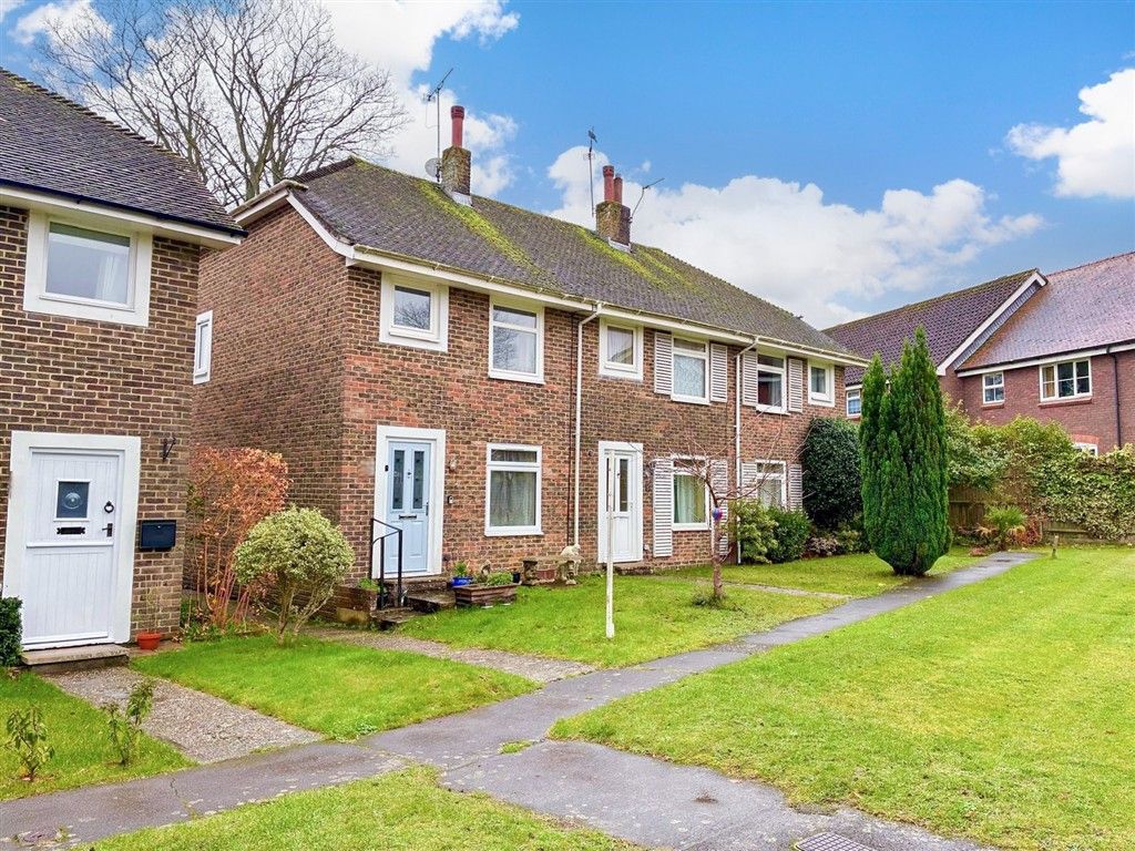 Property photo 1 of 13 Front.