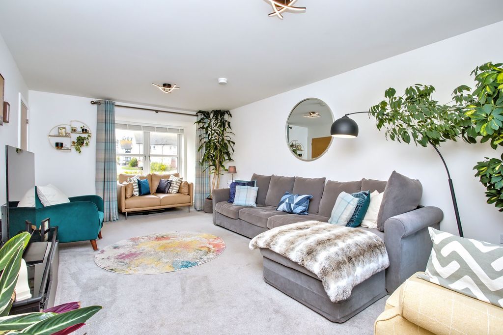 Property photo 2 of 14 Property Image 2