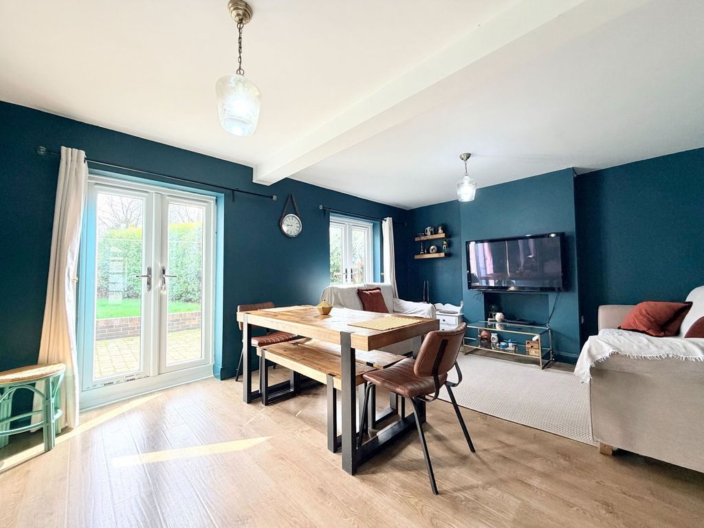 Property photo 2 of 22