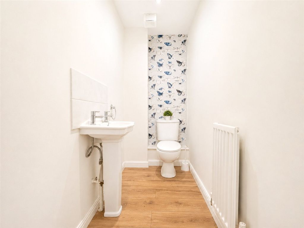 Property photo 3 of 11 Picture No. 37