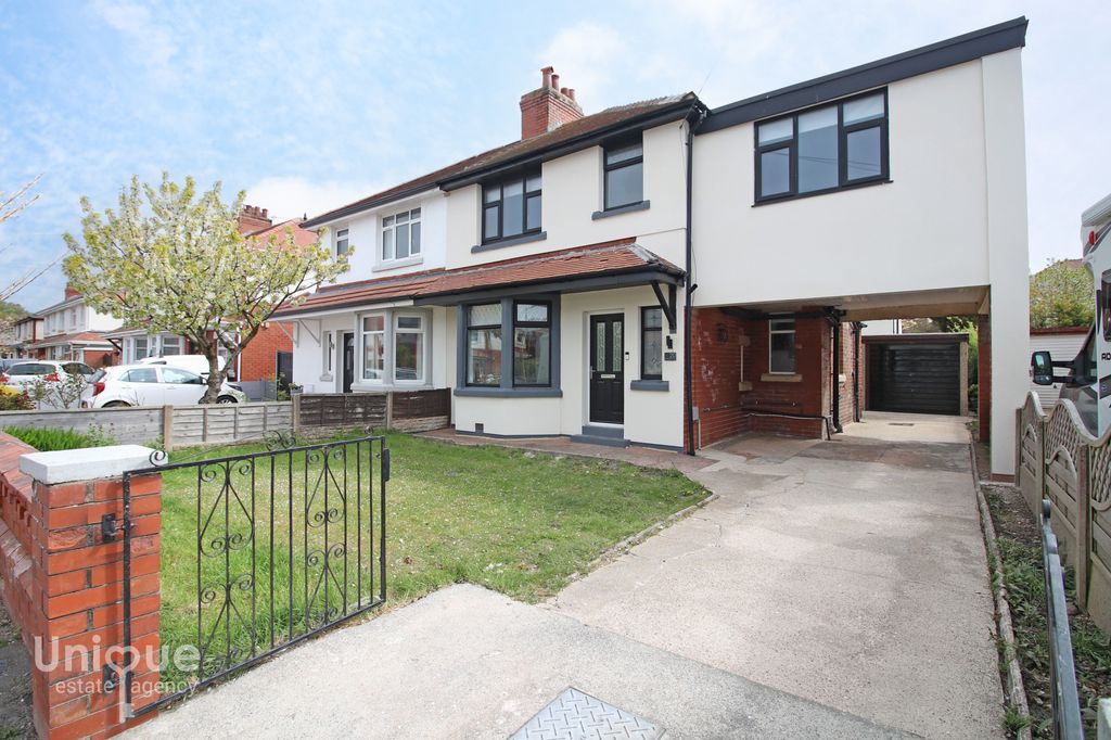 Property photo 1 of 29