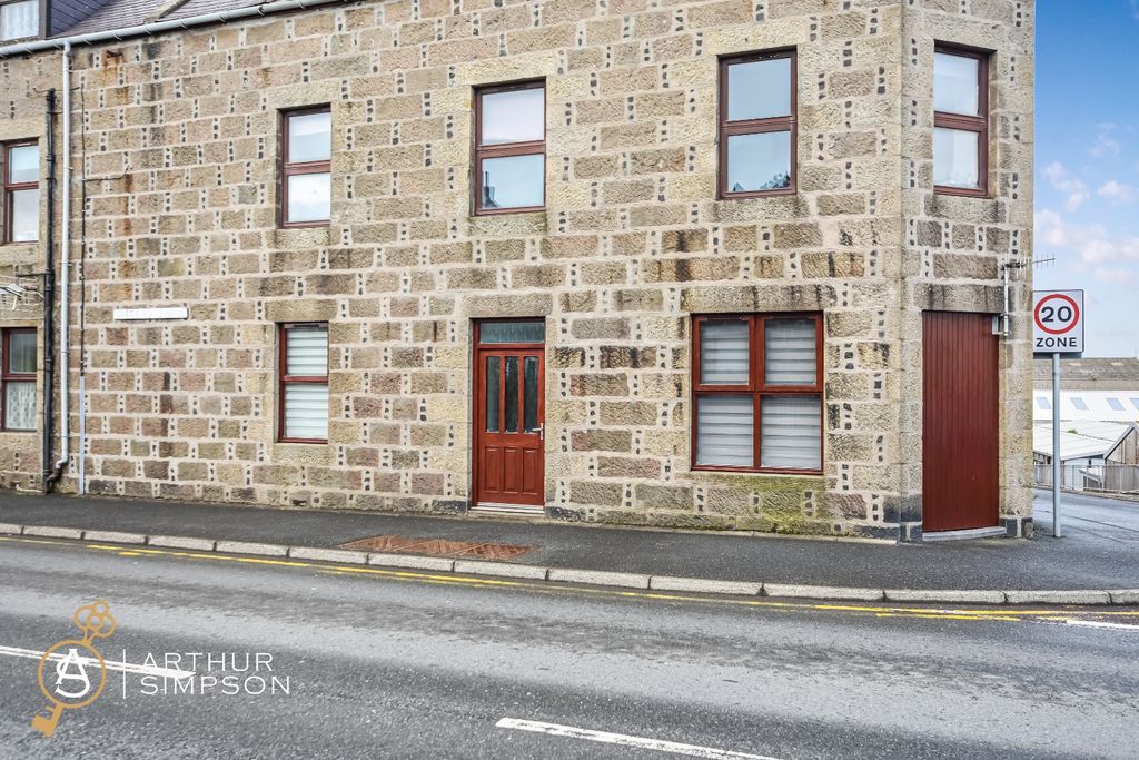 Property photo 1 of 30 5521600
