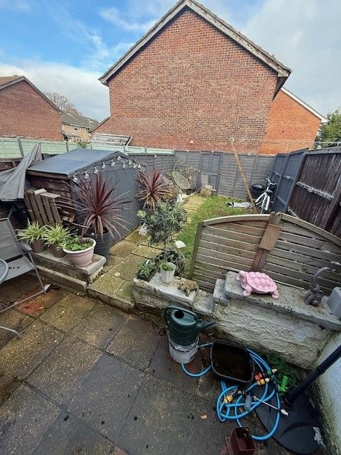 Property photo 2 of 7