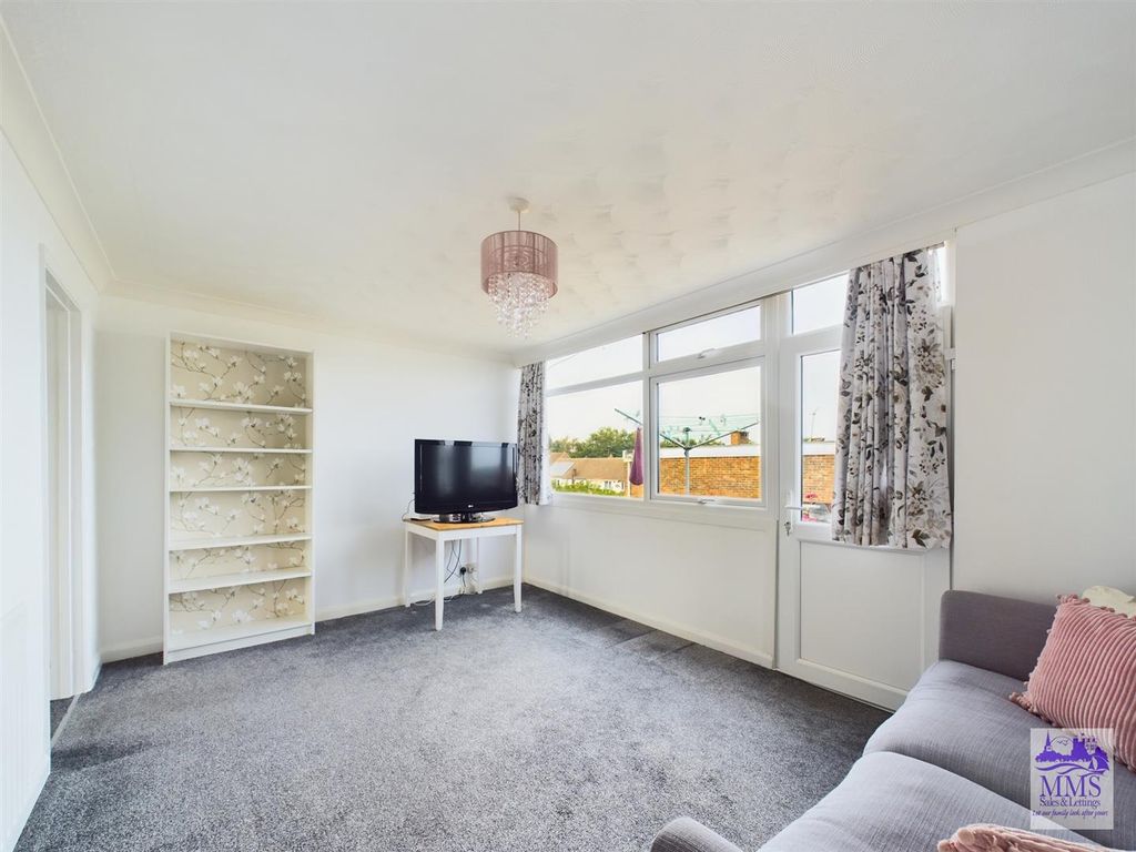 Property photo 2 of 9 Cam02633G0-Pr0174-Still003.Jpg