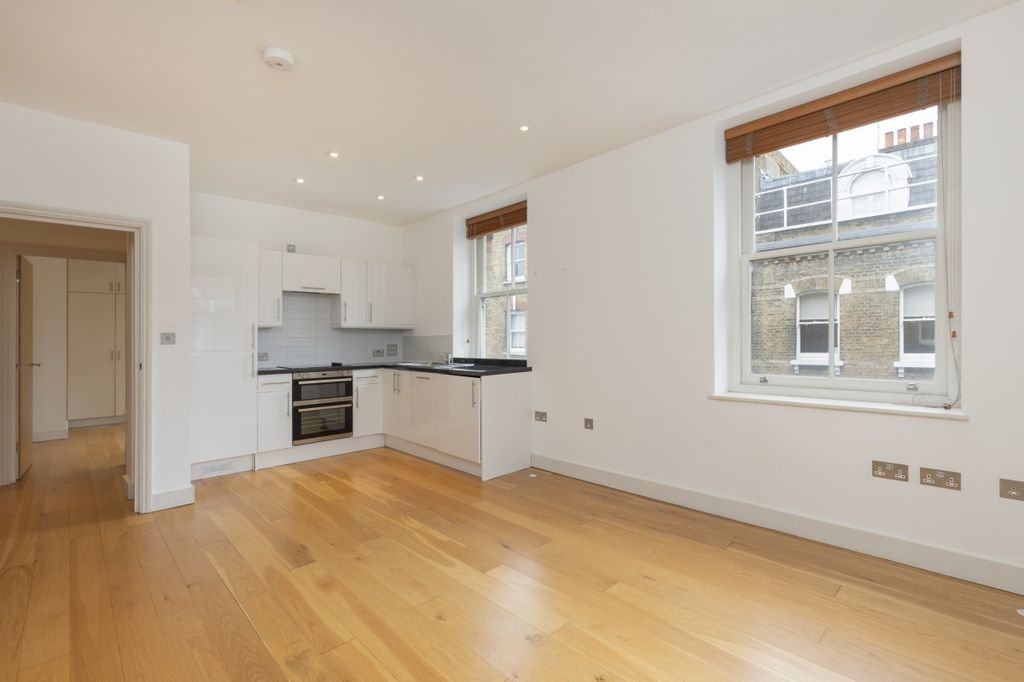 Property photo 2 of 10 Image