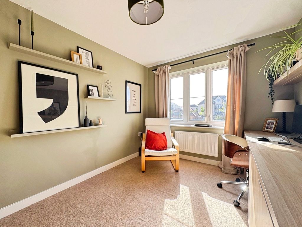 Property photo 3 of 13 Pbox-Img.Jpg
