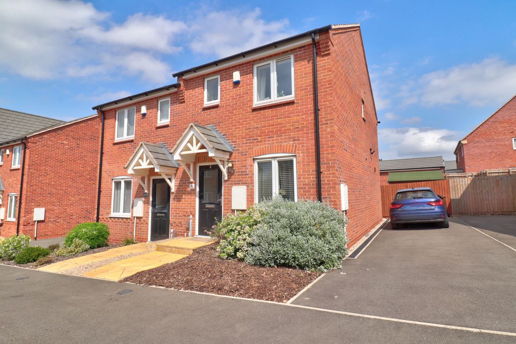 Property photo 1 of 16 Fromt Elevation