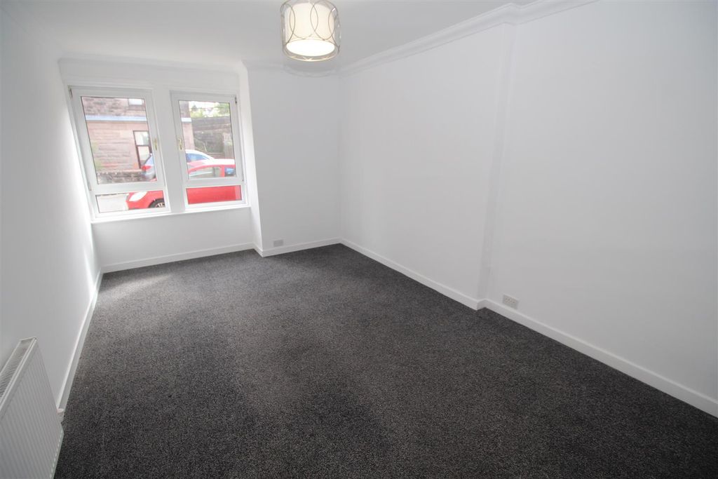 Property photo 2 of 16 Img_3448.Jpg