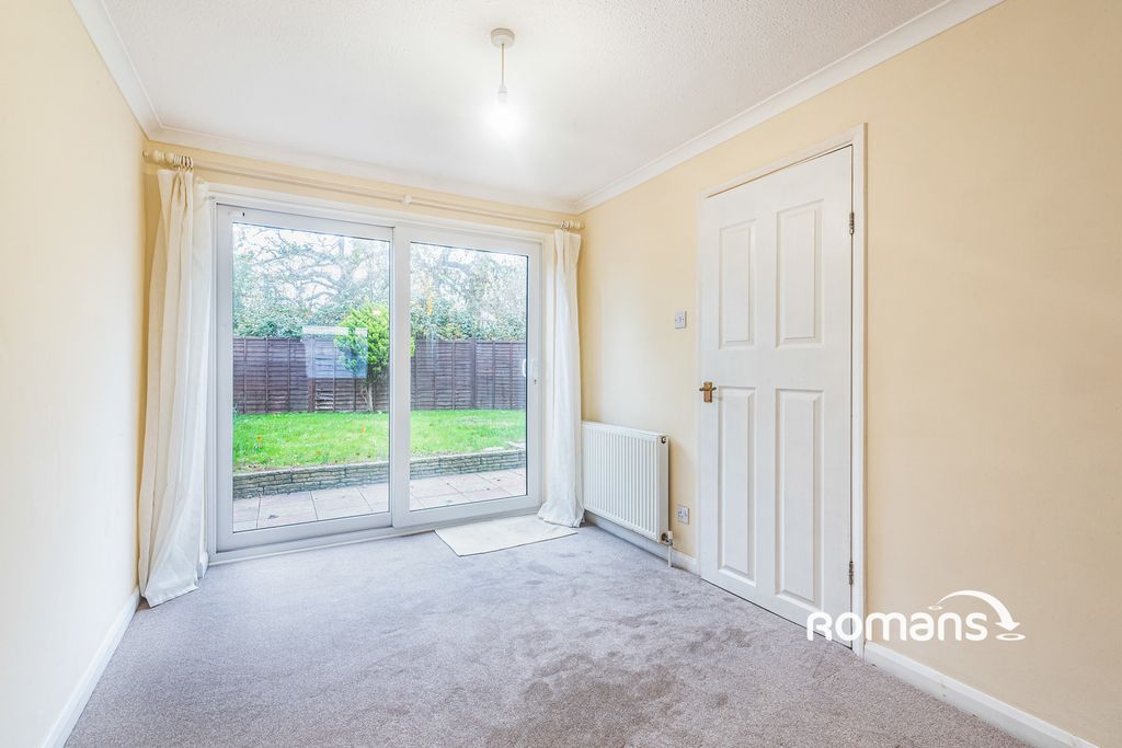 Property photo 2 of 10 Photo