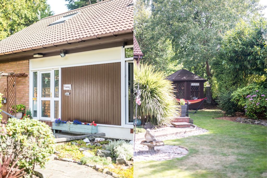 Property photo 2 of 27