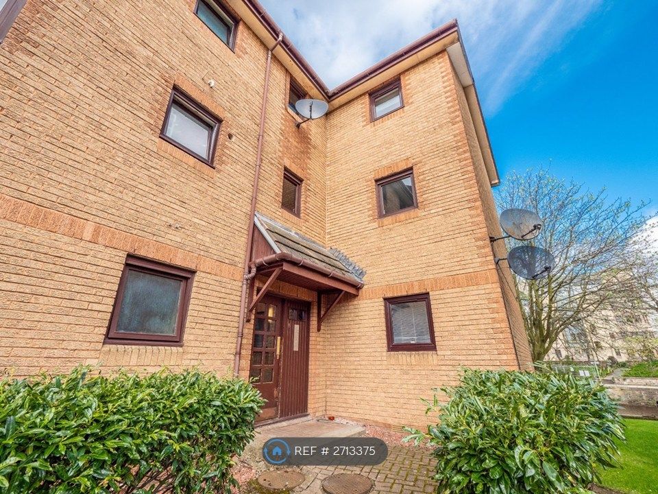 Property photo 2 of 12