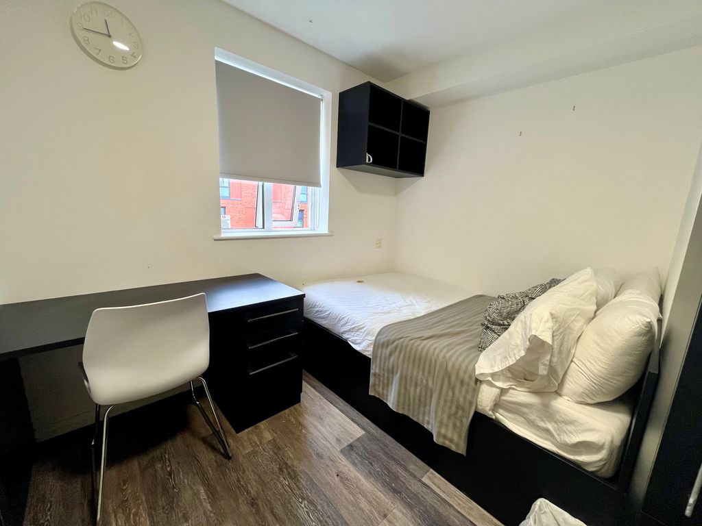 Property photo 3 of 5 Image